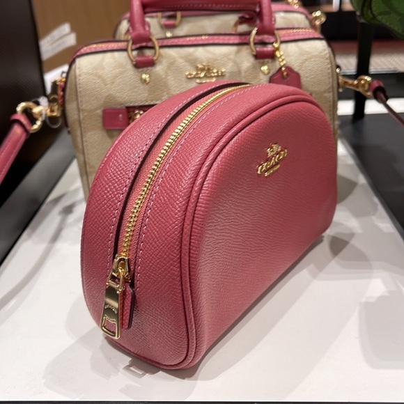 Coach Dome Cosmetic Case
Gold Rouge - Picture 8 of 16